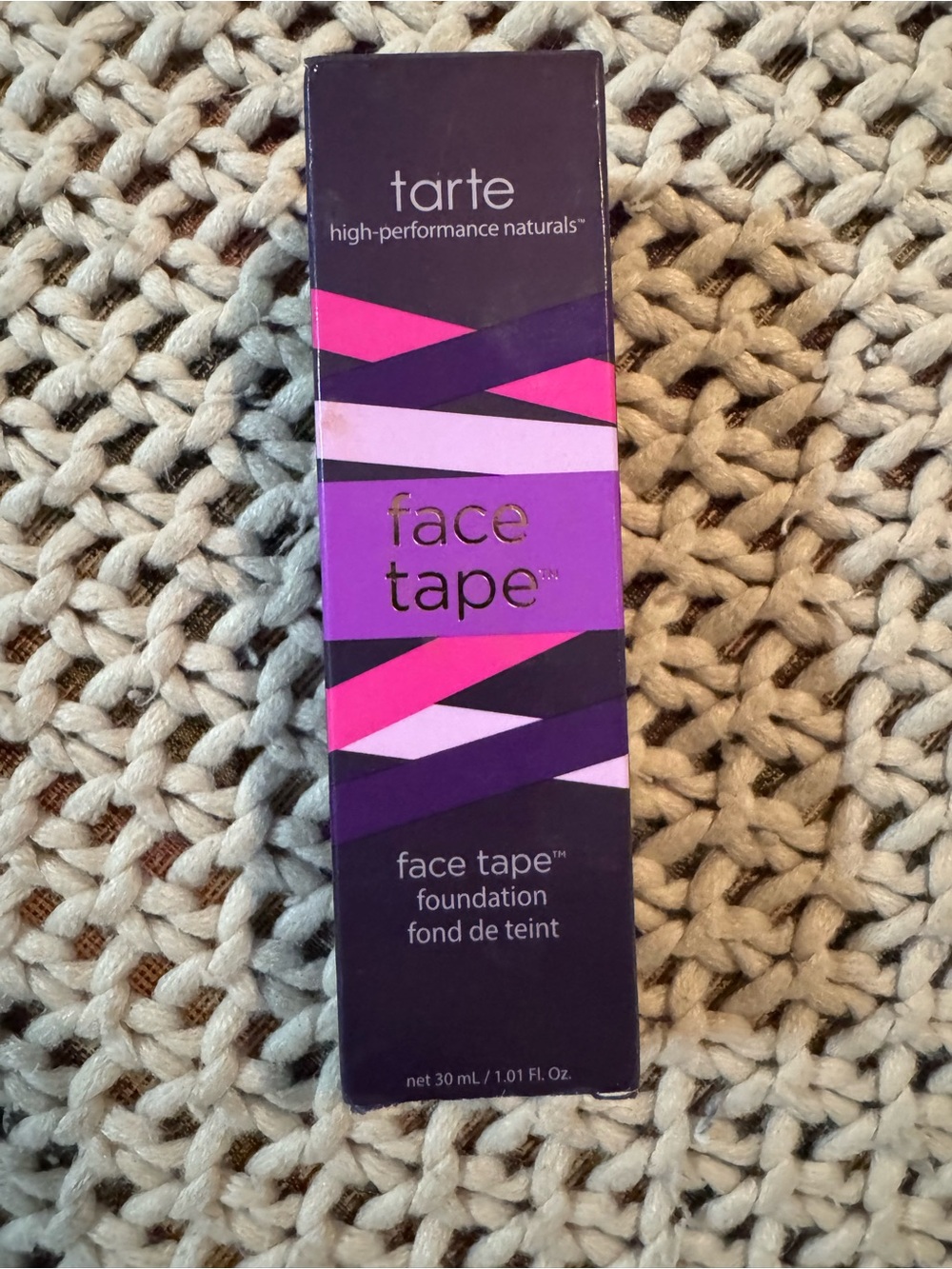Tarte Shape Tape foundation 38n medium-tan neutral